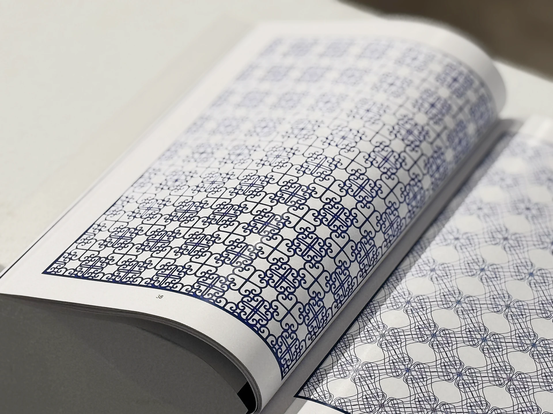 Book-Pattern-Flow-zoller